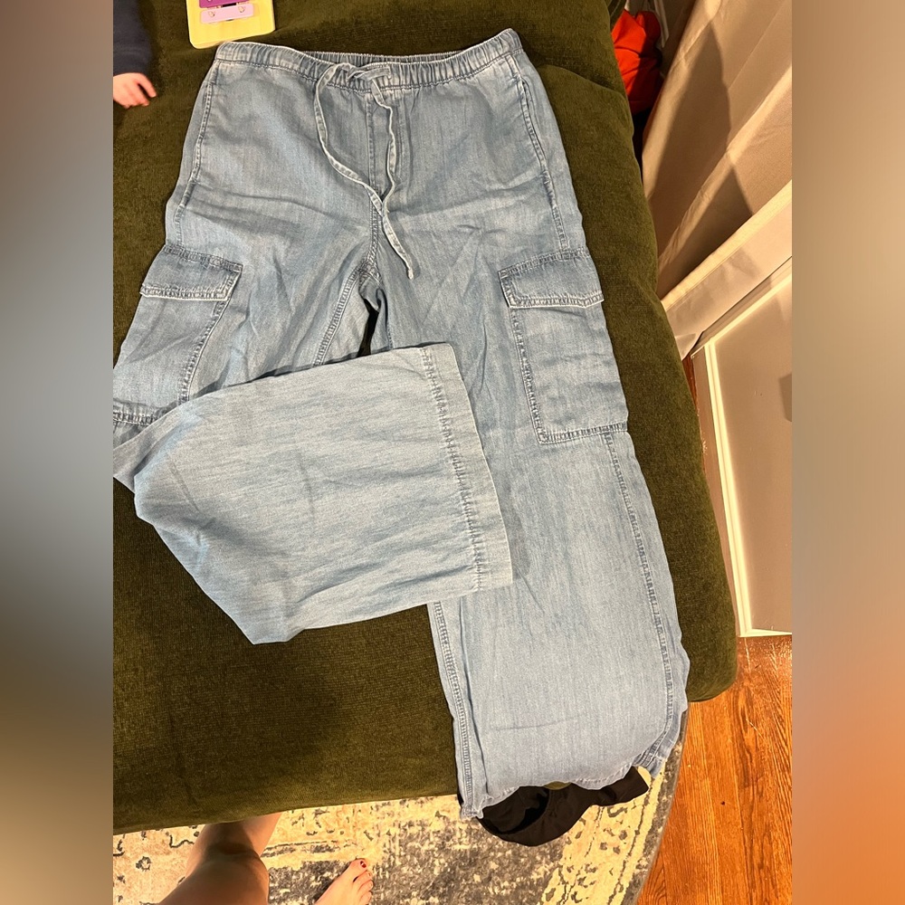 GAP cargo pull on jeans